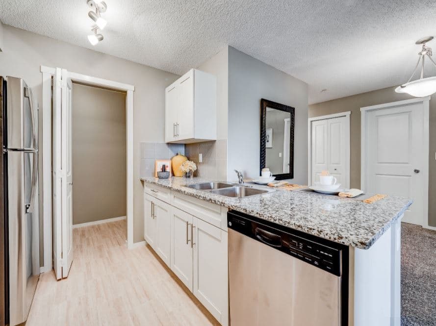 Creekwood Landing Condos thumbnail 4