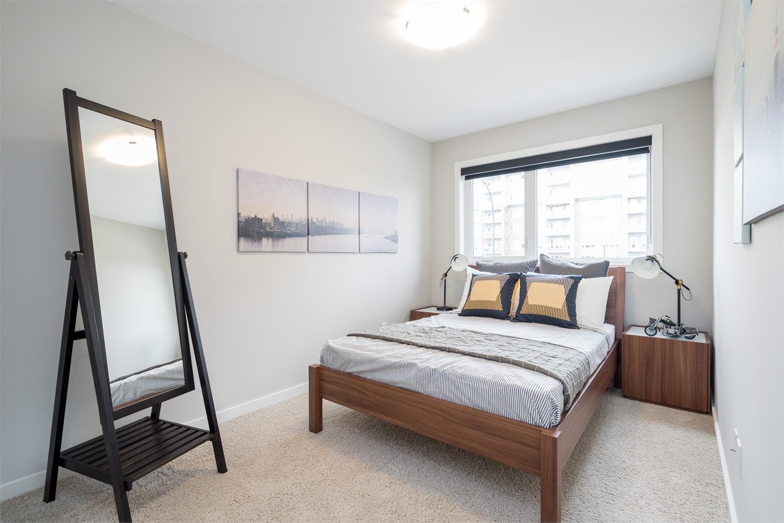 Hudson Condos thumbnail 13