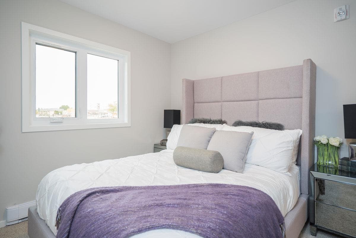 The Charles Condos thumbnail 20