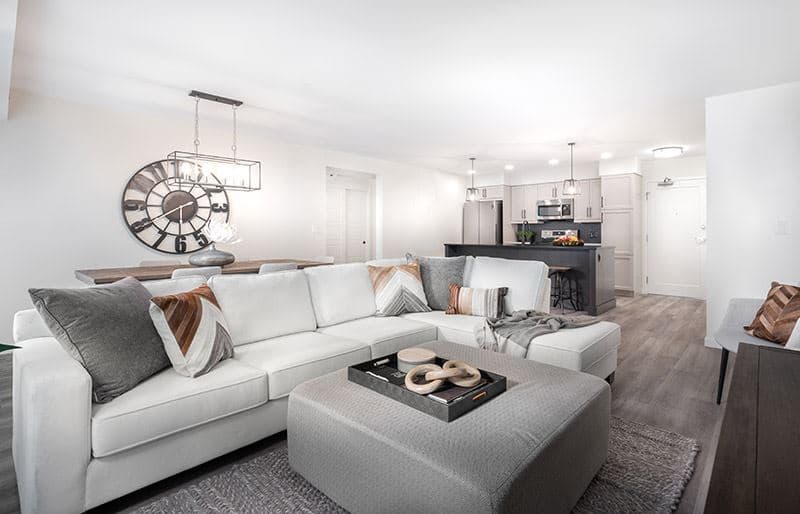 The Charles Condos thumbnail 9