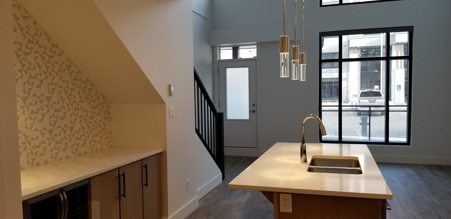 Veritas Condos thumbnail 10