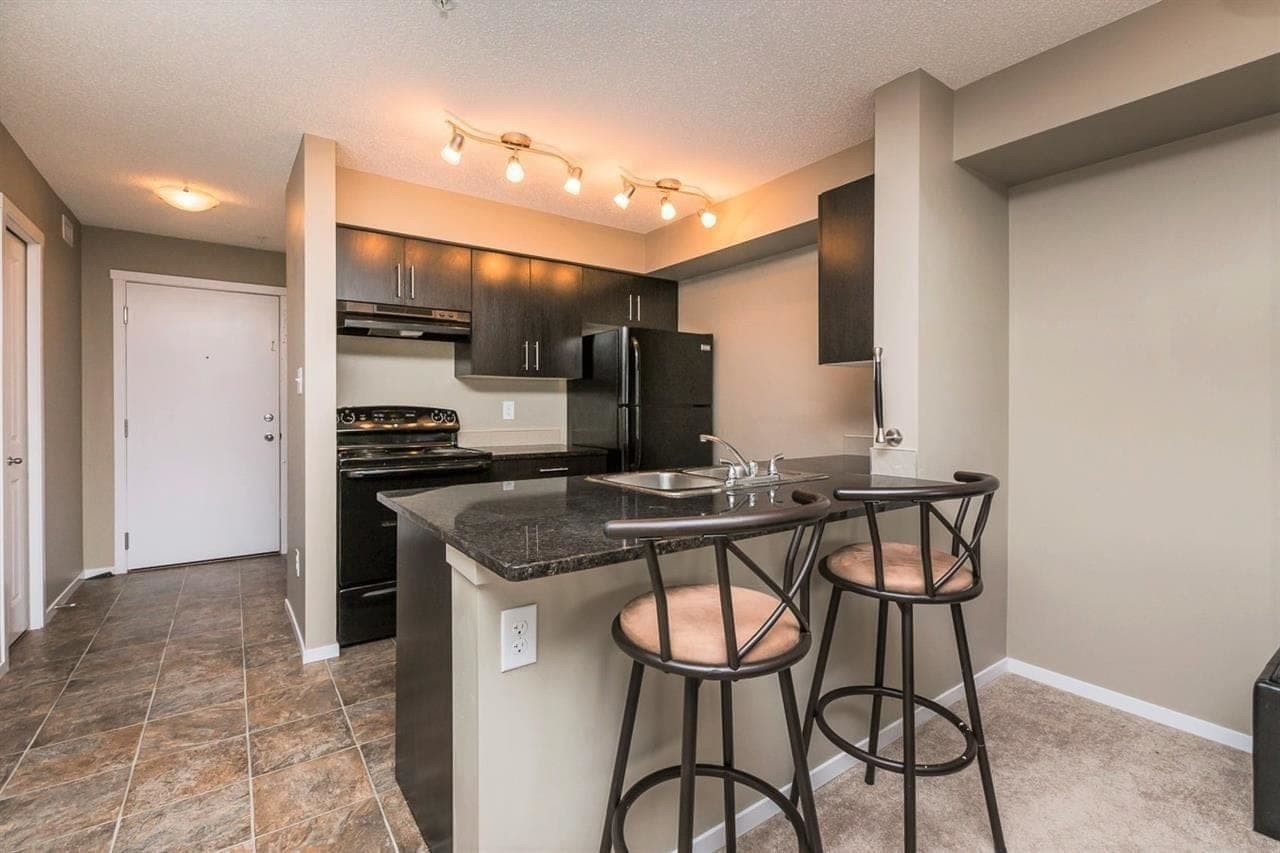 Vita Estates Condos thumbnail 6