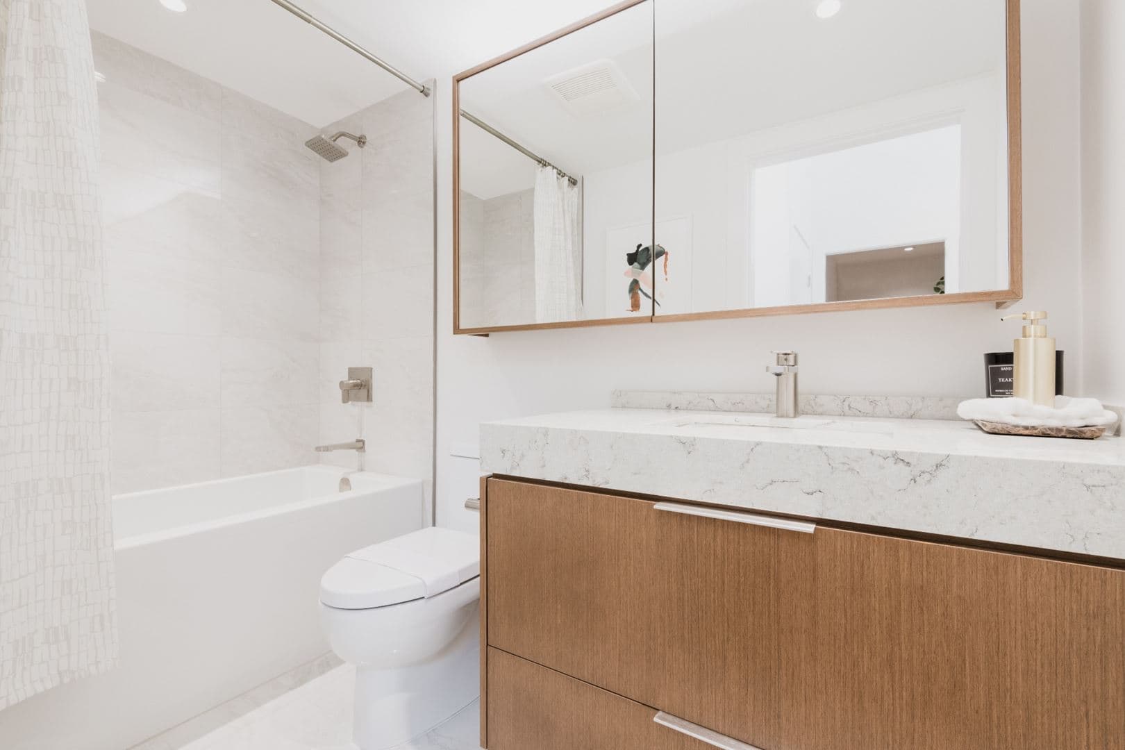 Block Residences Condos thumbnail 16