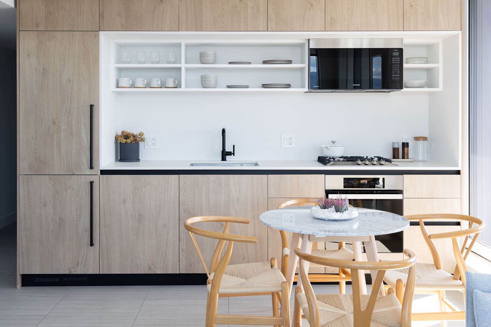 Joyce Condos thumbnail 17