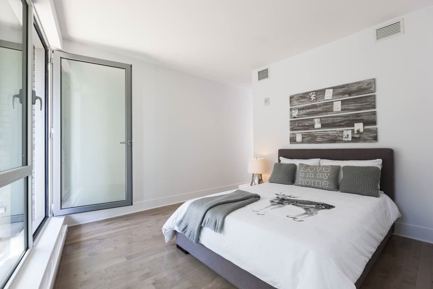 Le Solano Condos thumbnail 34