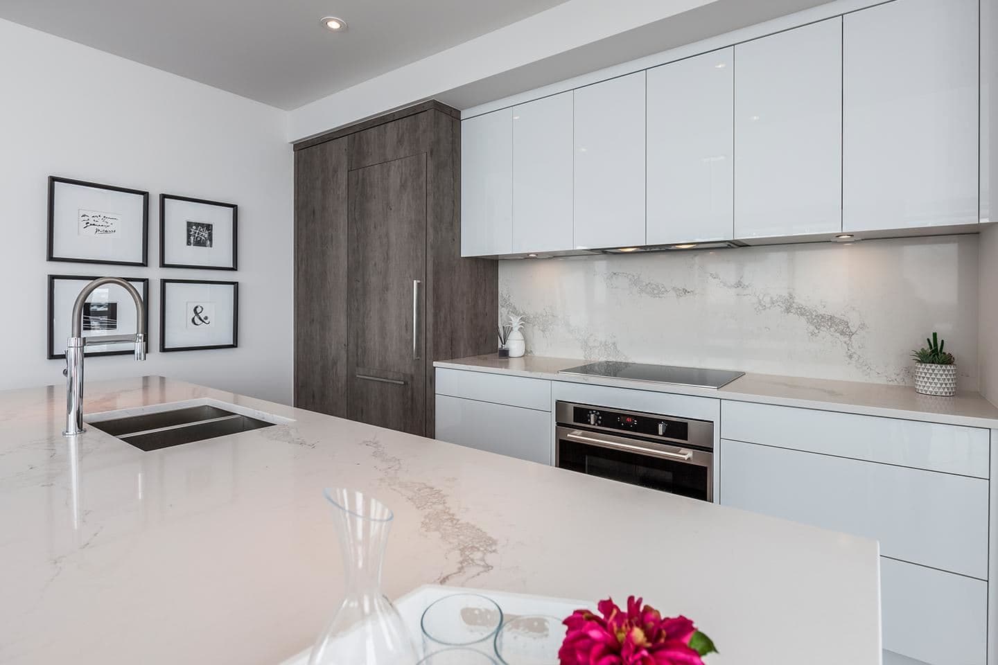 Le Solano Condos thumbnail 27