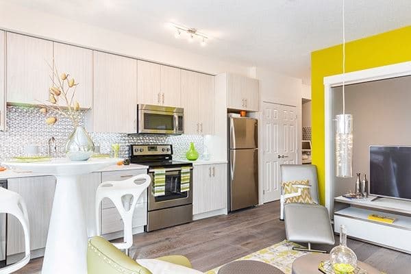 Legacy Park Condos thumbnail 10