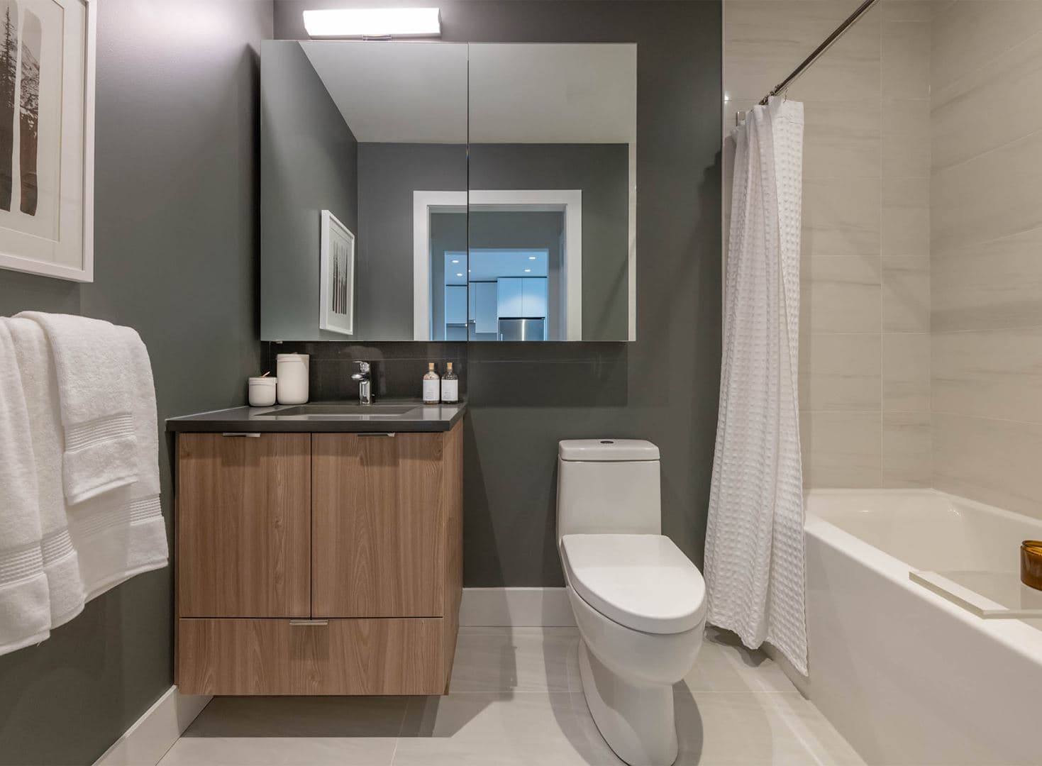 Paradigm Condos thumbnail 10