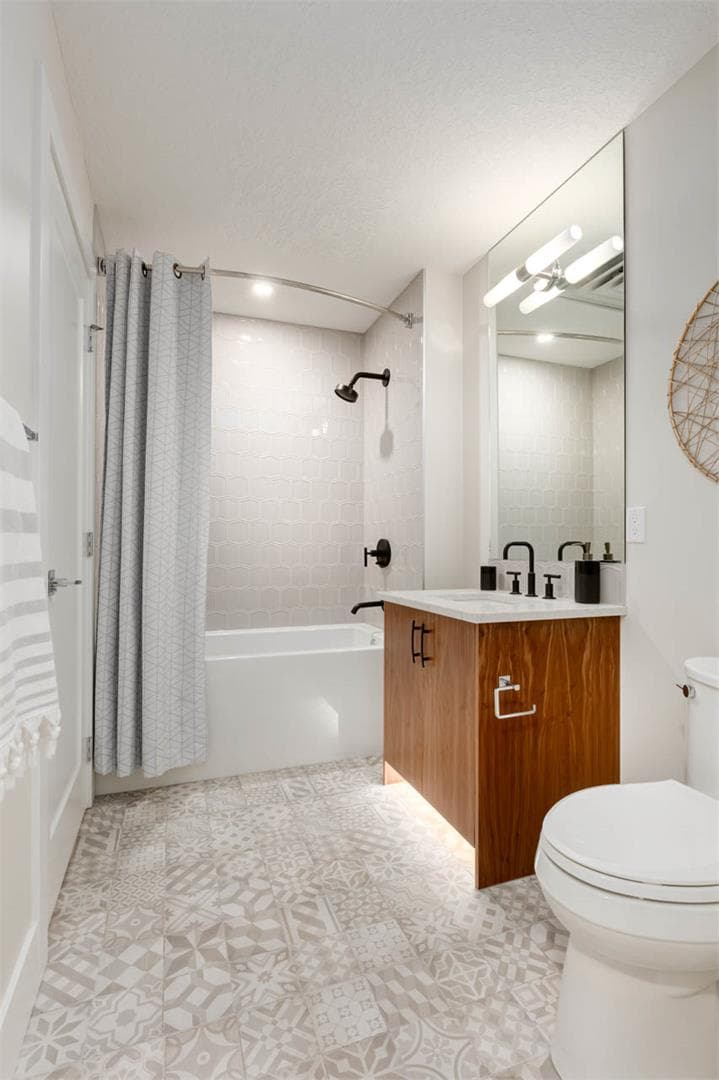 Scarboro 17 Condos thumbnail 9