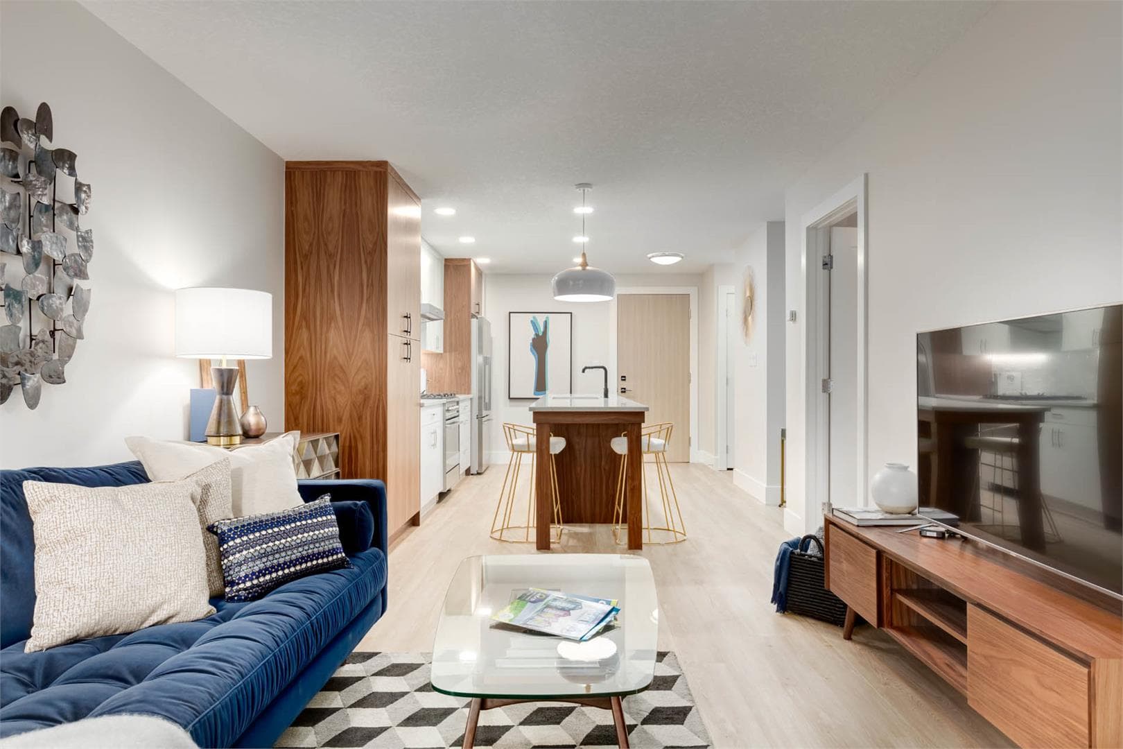 Scarboro 17 Condos thumbnail 3