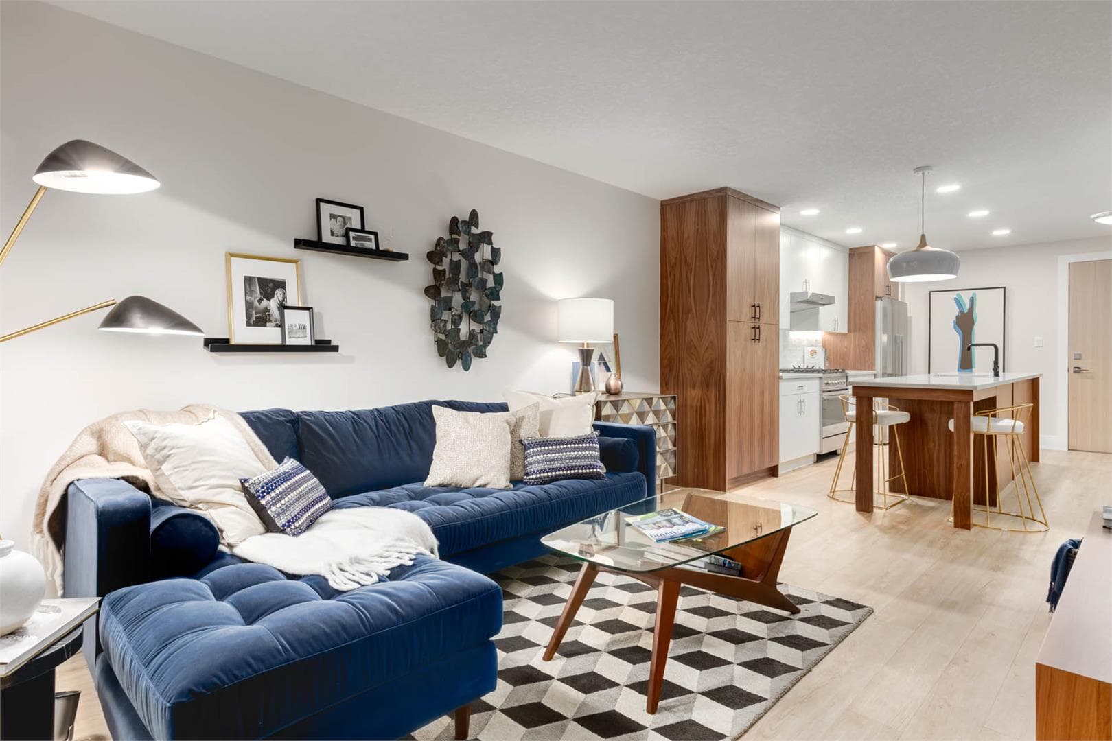 Scarboro 17 Condos thumbnail 4