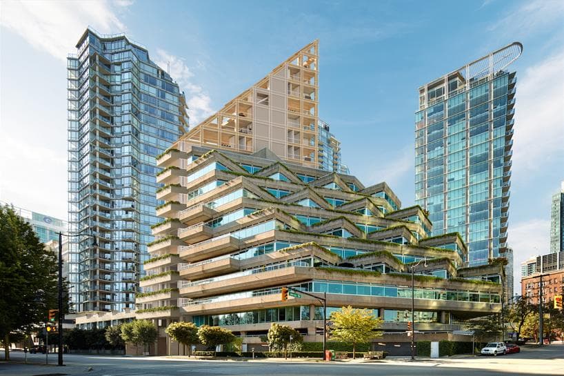 Terrace House Condos thumbnail 3