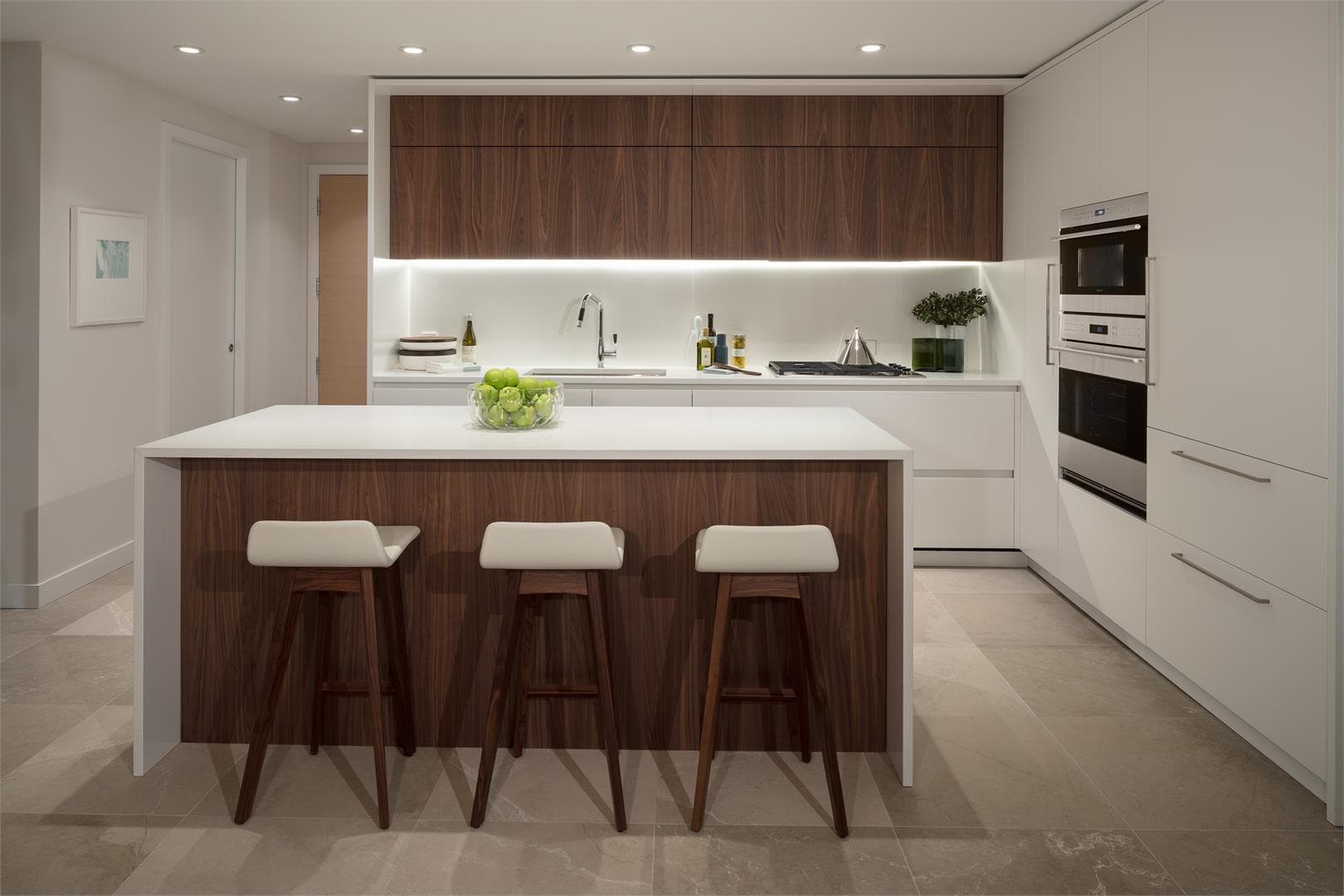The Smithe Condos thumbnail 11