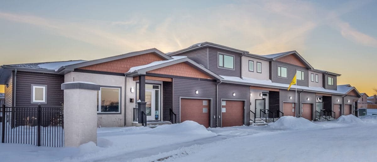 Amber Grove Condos thumbnail 2