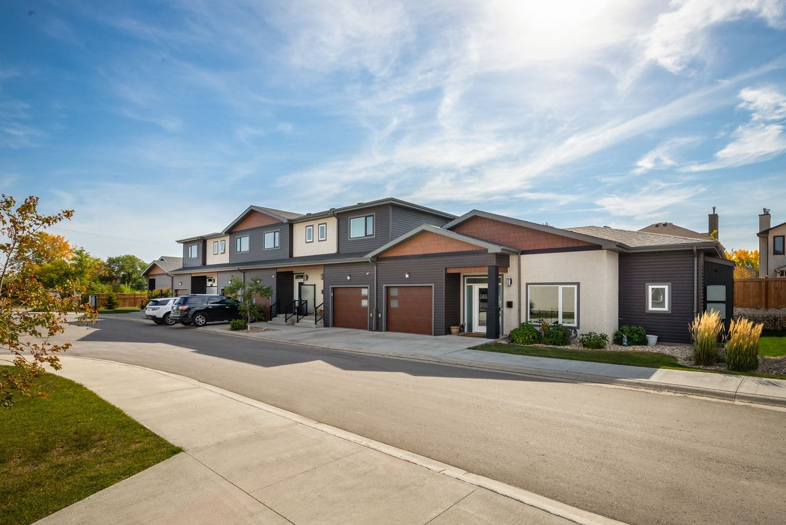 Amber Grove Condos thumbnail 5