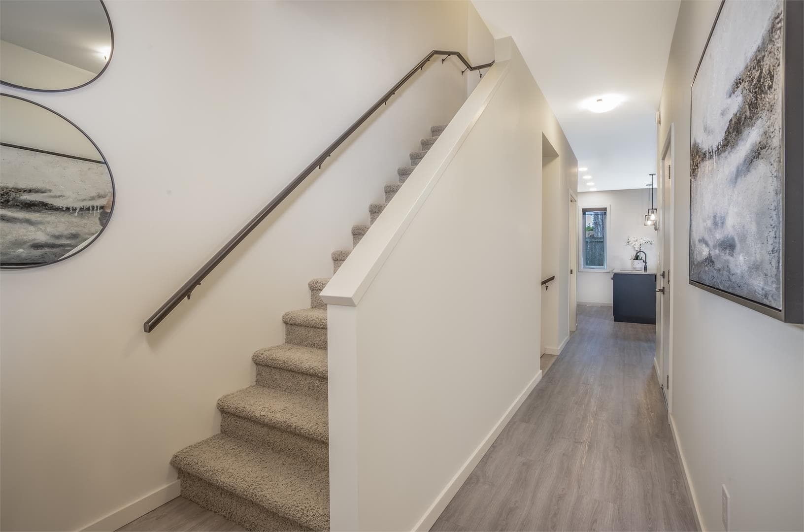 Amber Grove Condos thumbnail 11