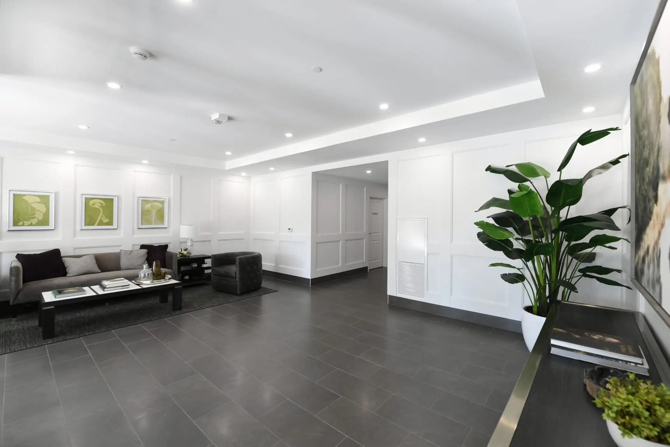 ParkWest Condos thumbnail 6