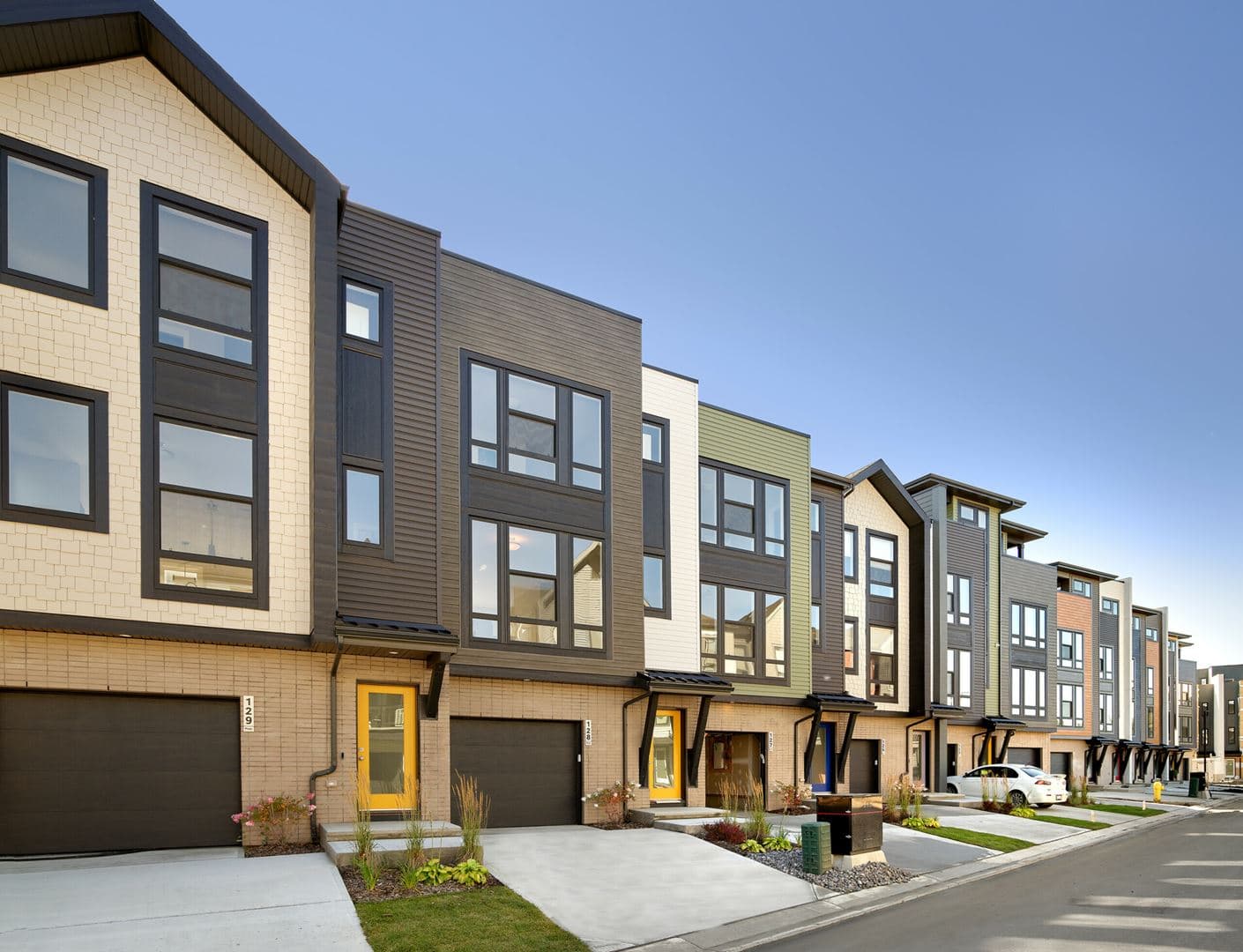 Pivot Rutherford Towns thumbnail 6