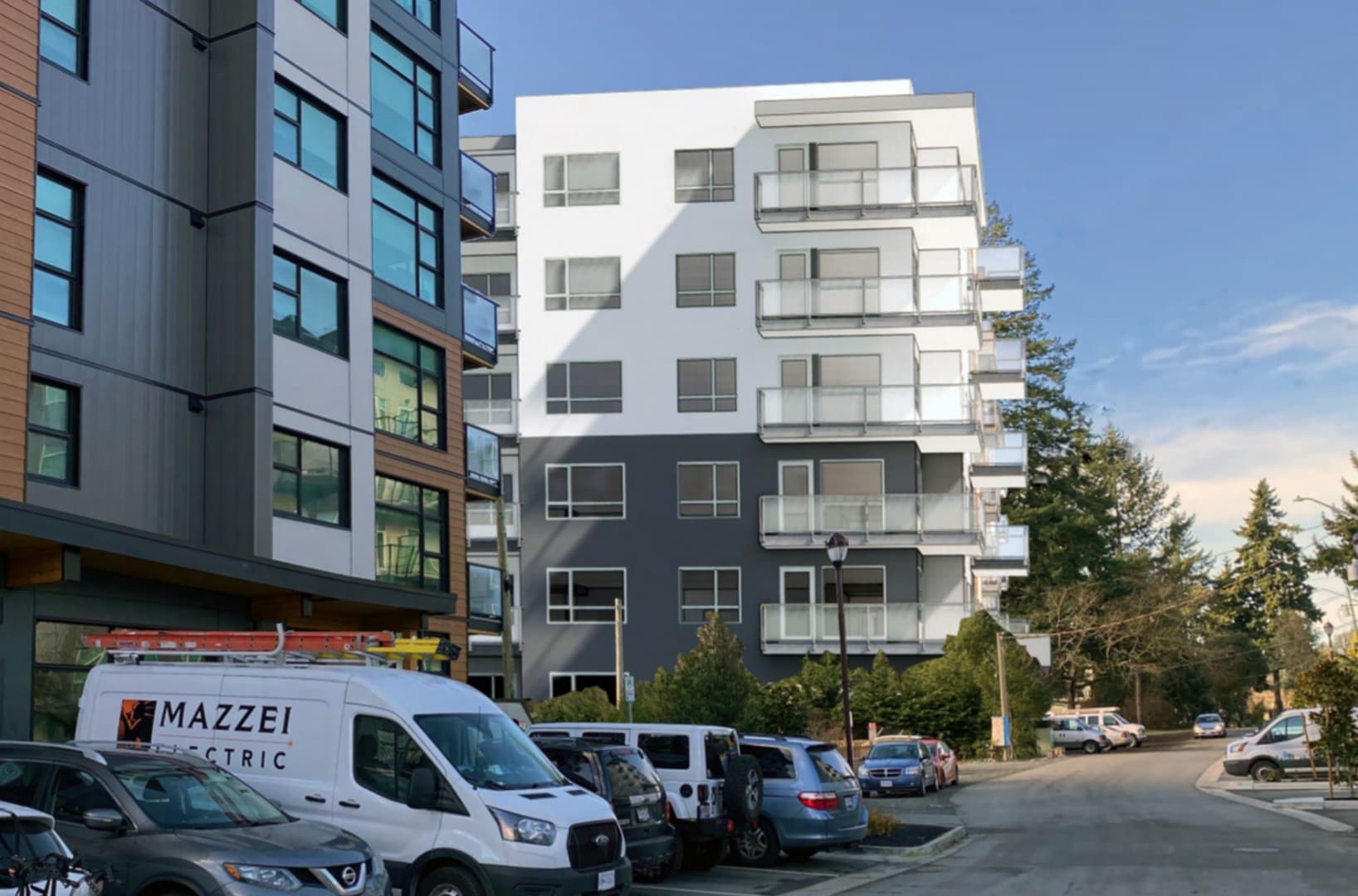 Dola Condos thumbnail 3