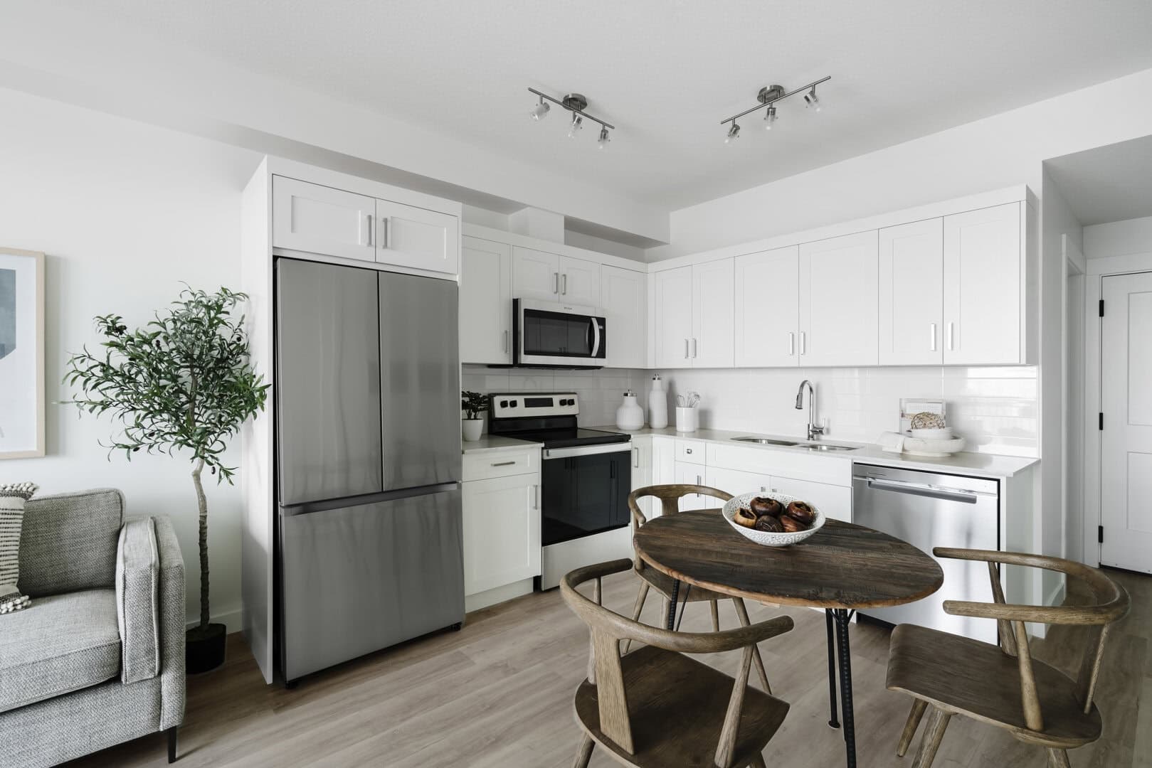 Sage Walk Building 1 Condos thumbnail 43