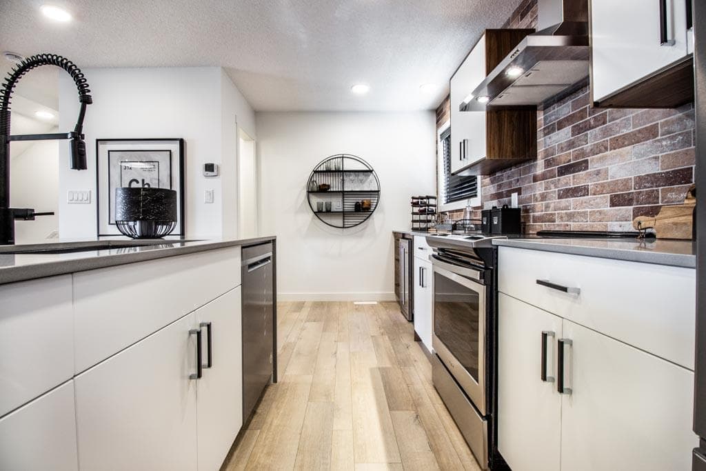 Desrochers by StreetSide Developments Edmonton thumbnail 14