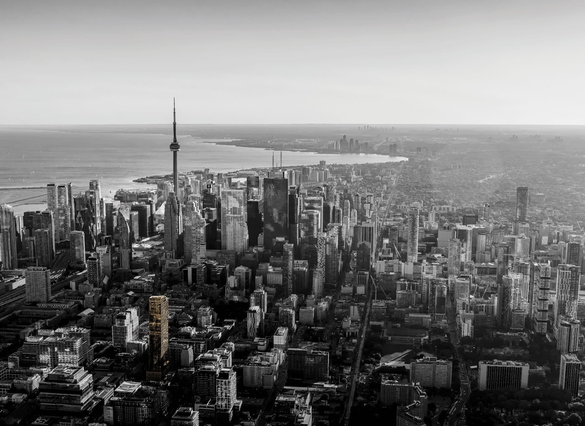 Allure Condos thumbnail 8
