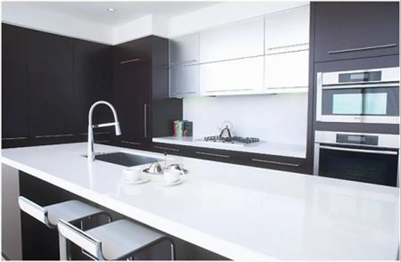 P27 Lakefront Residences thumbnail 17