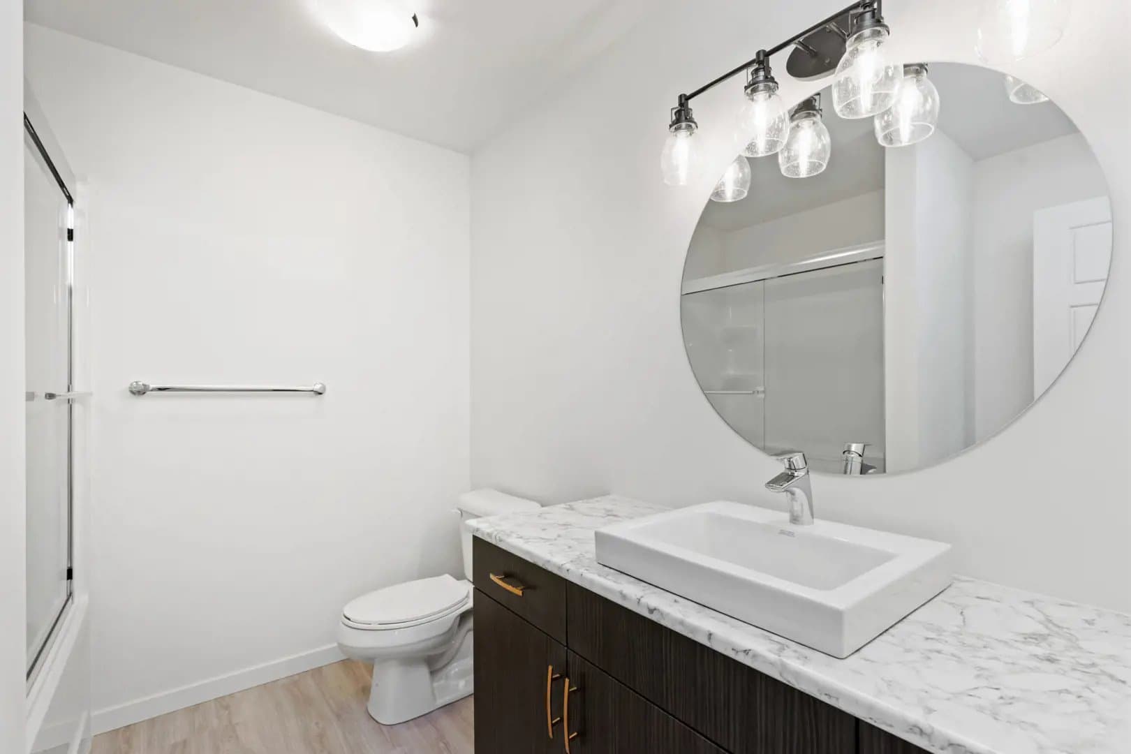 Flora North Condos thumbnail 12
