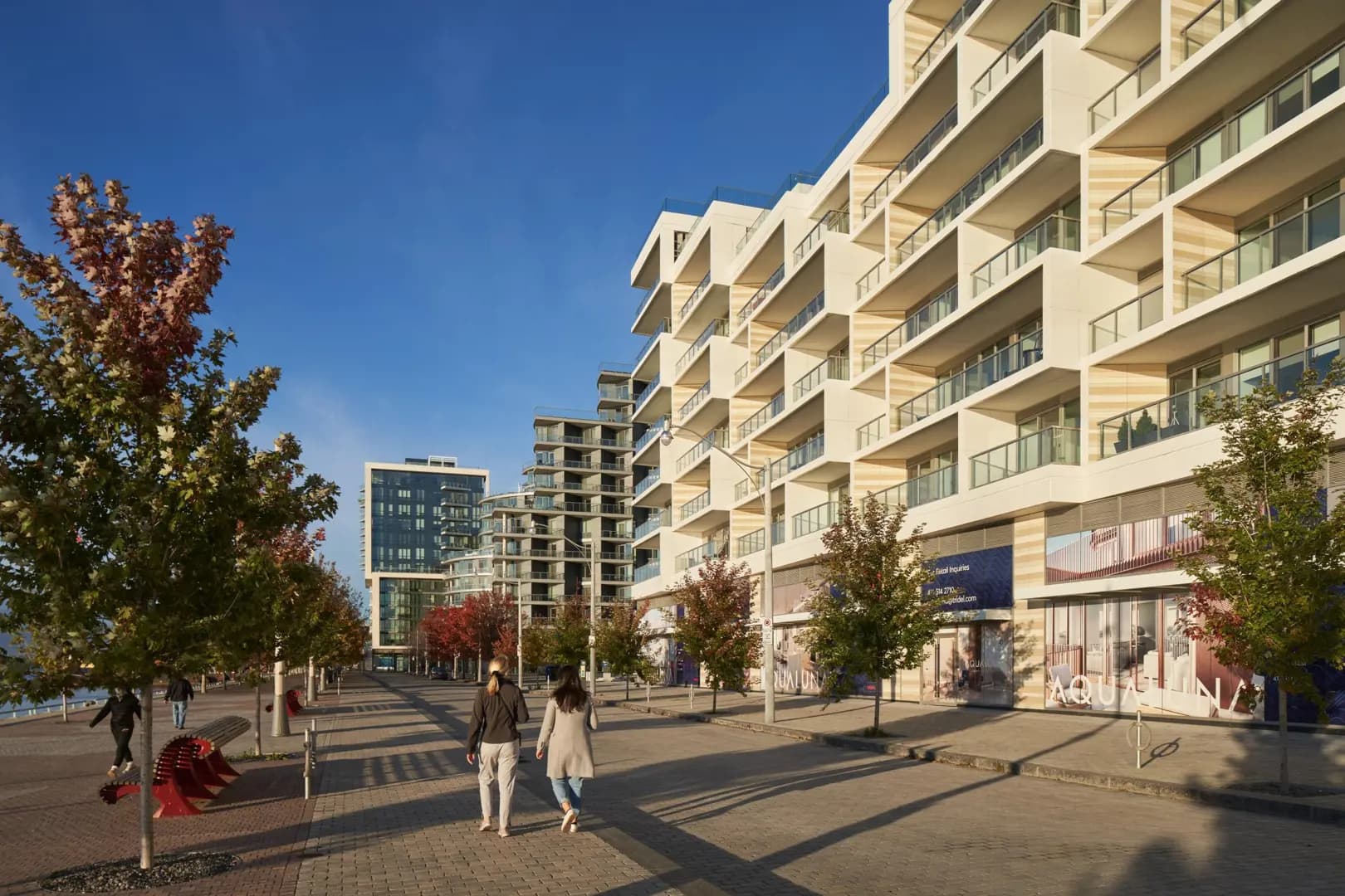 Aquabella Condos thumbnail 2