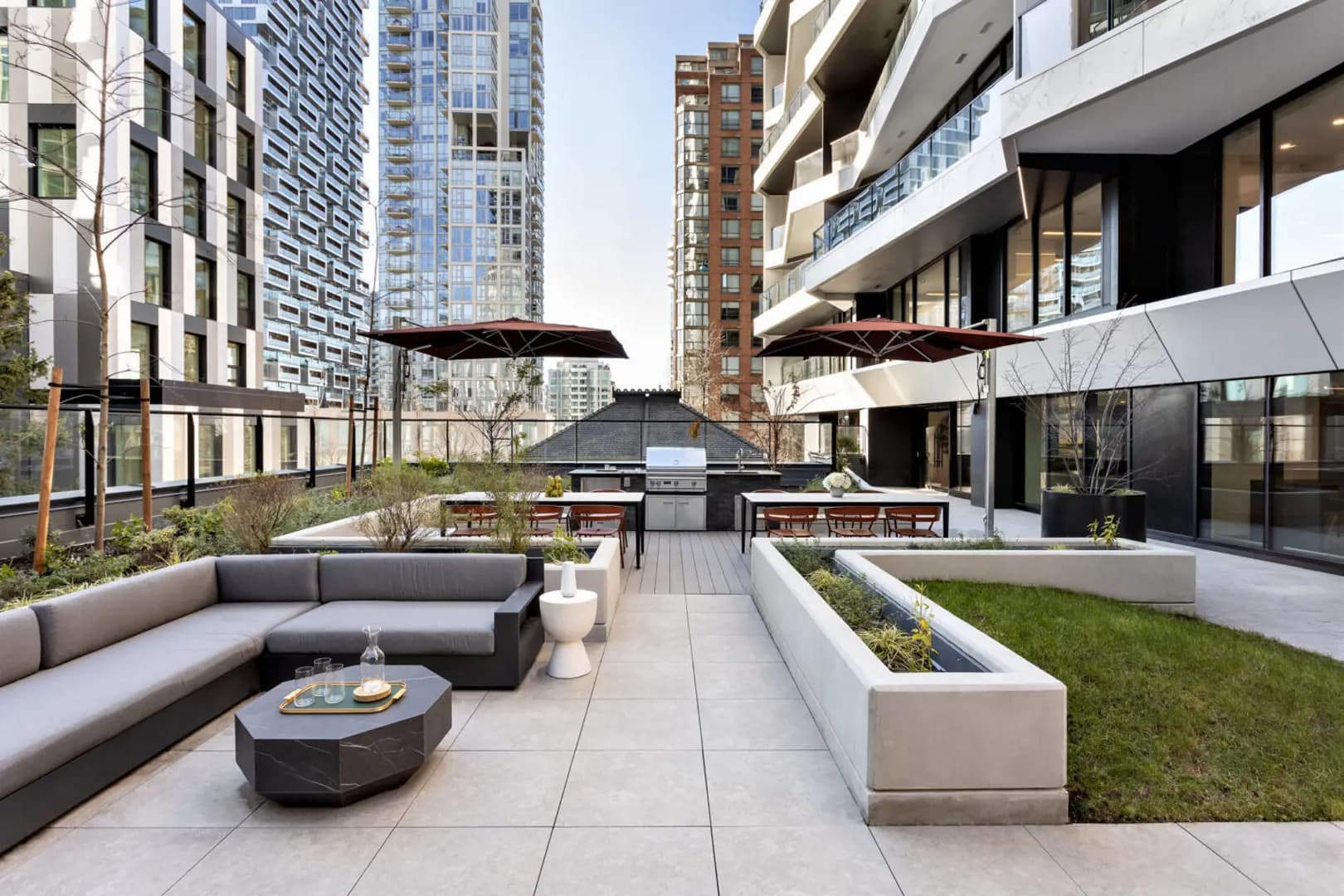 The Pacific Condos by Grosvenor thumbnail 5