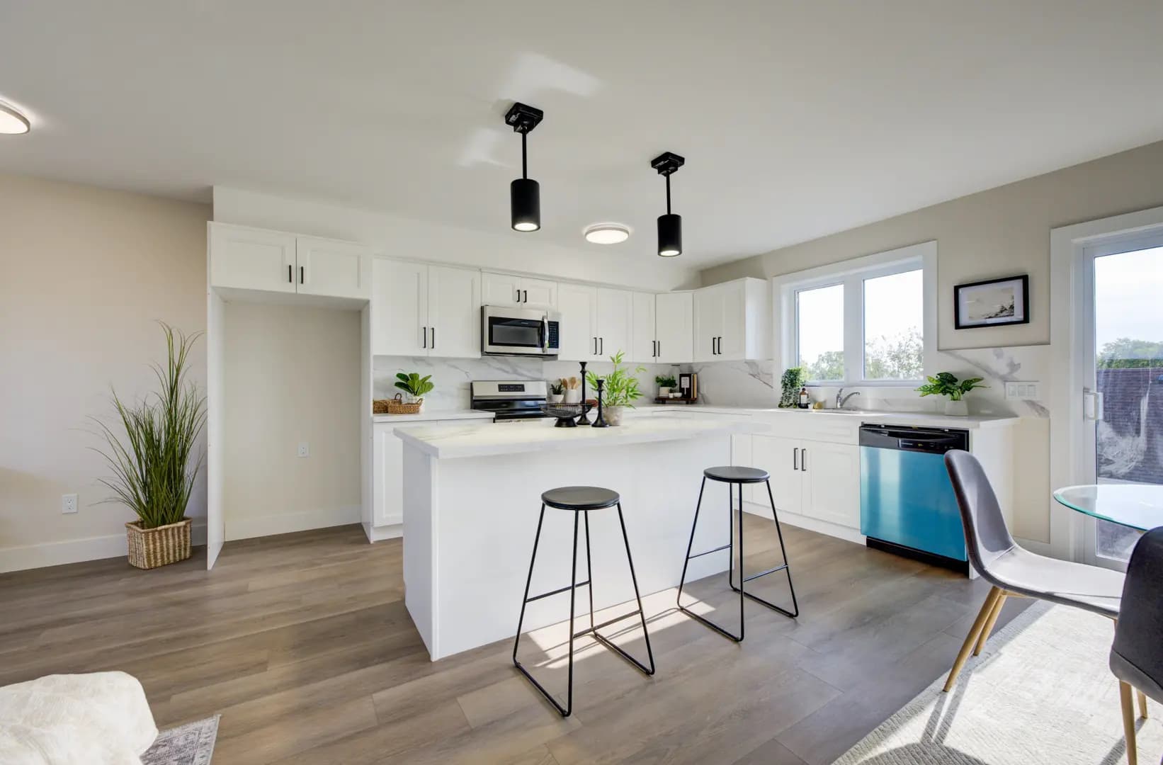 Cedar Hill Condos thumbnail 6