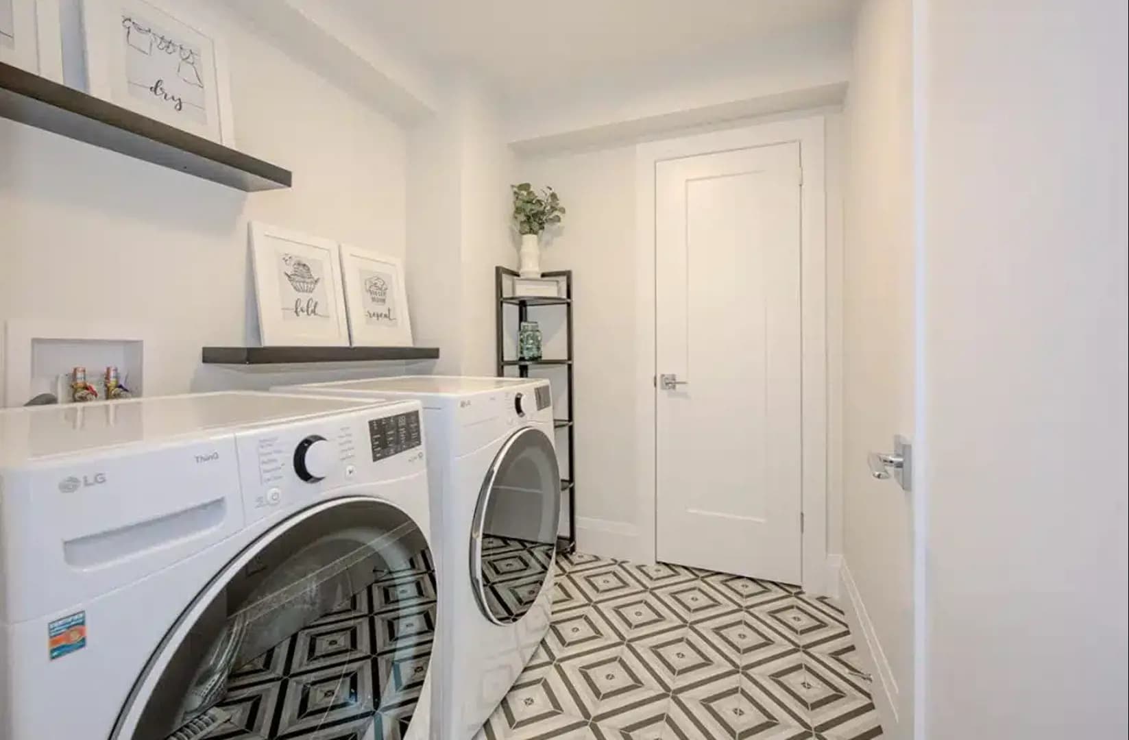 Nima by Terra View Homes thumbnail 19
