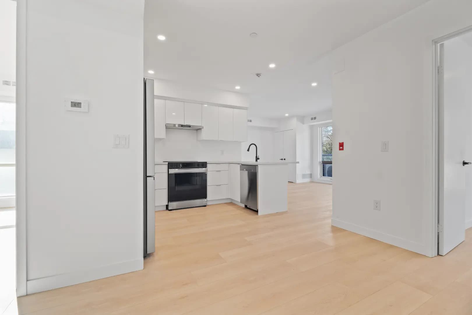 Orchard Park Condos thumbnail 22