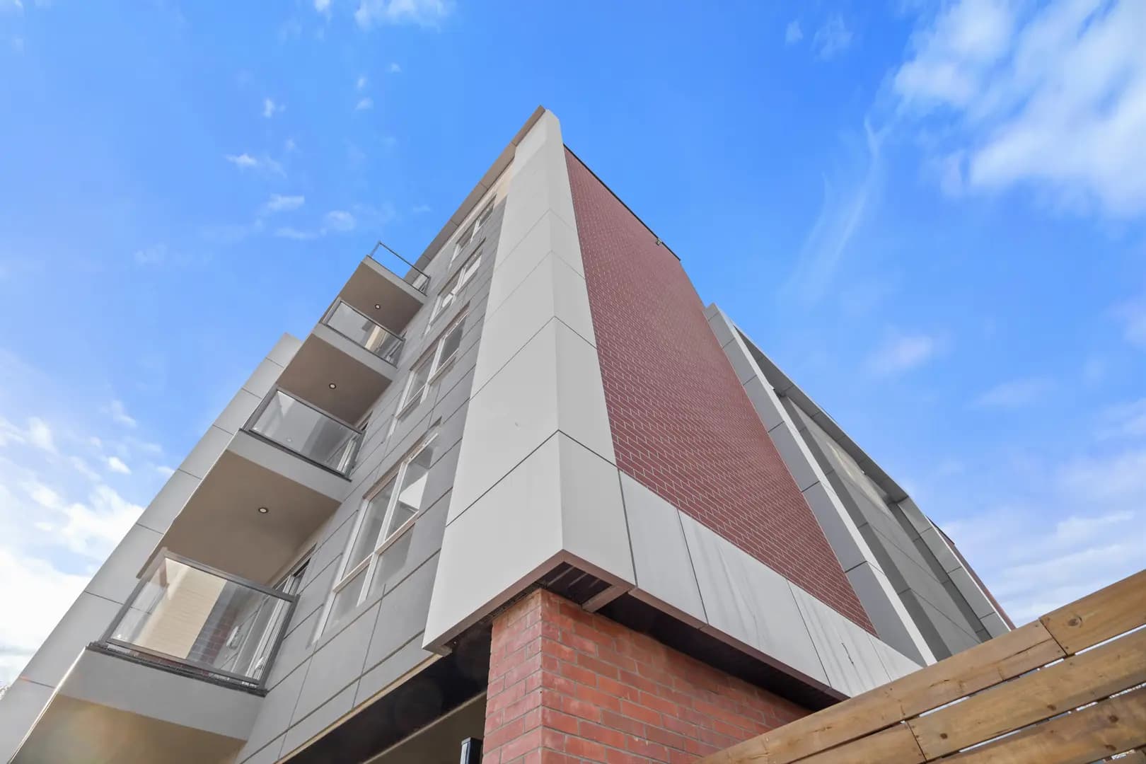 Orchard Park Condos thumbnail 3