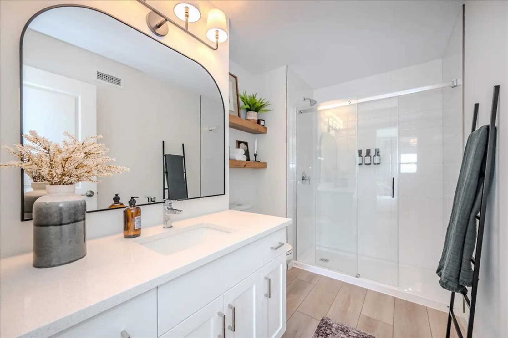 Northside Townhouse thumbnail 19